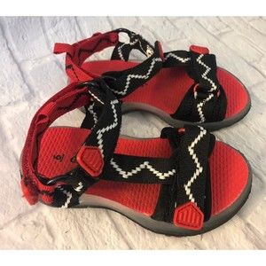 Carter’s Size 6 Light Up Sandals